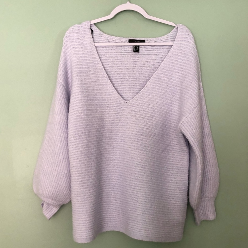 NWOT lavender bell sleeved sweater